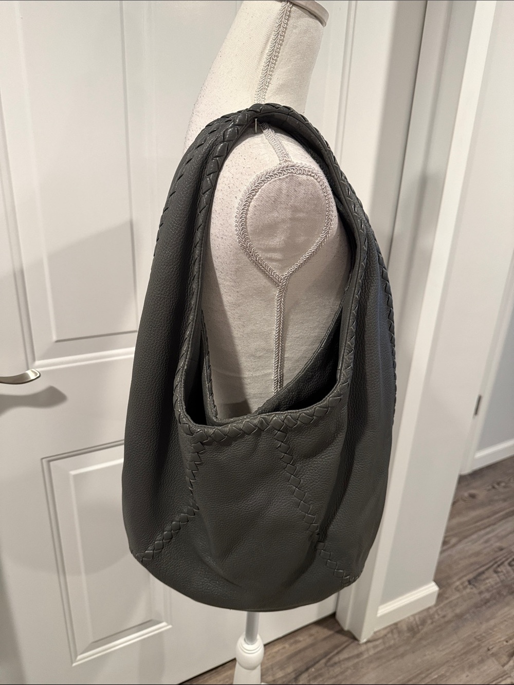 Bottega Veneta Dark Gray Cervo Leather Braided Hobo Bag - Picture 2 of 15